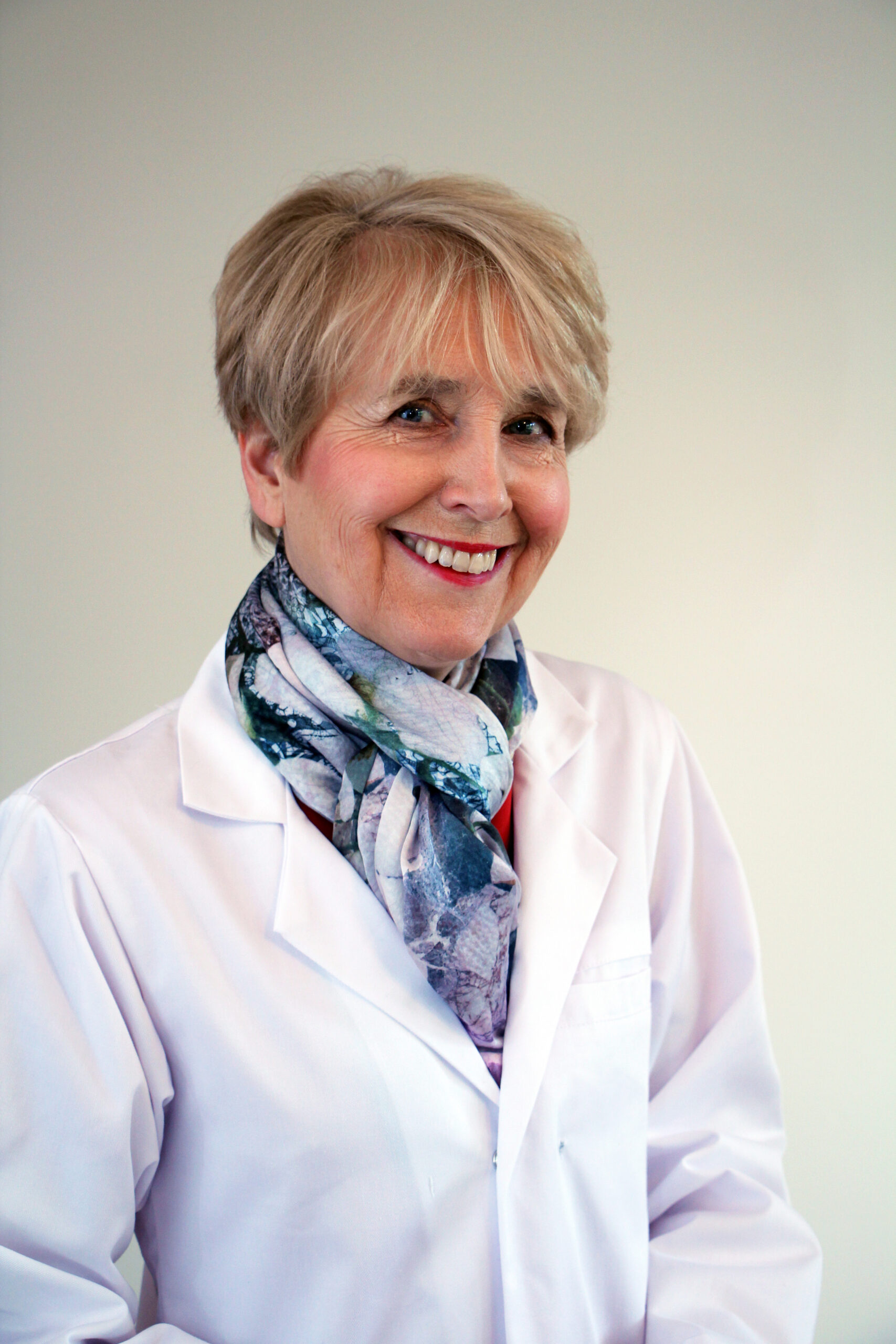 Elizabeth Roddick FRPharmS, UK pharmacist